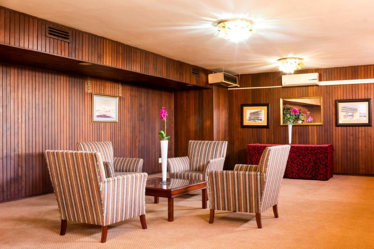Elgro Hotel Potchefstroom Luaran gambar